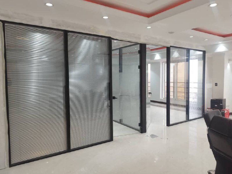 نصب پارتیشن شیشه ای اداری